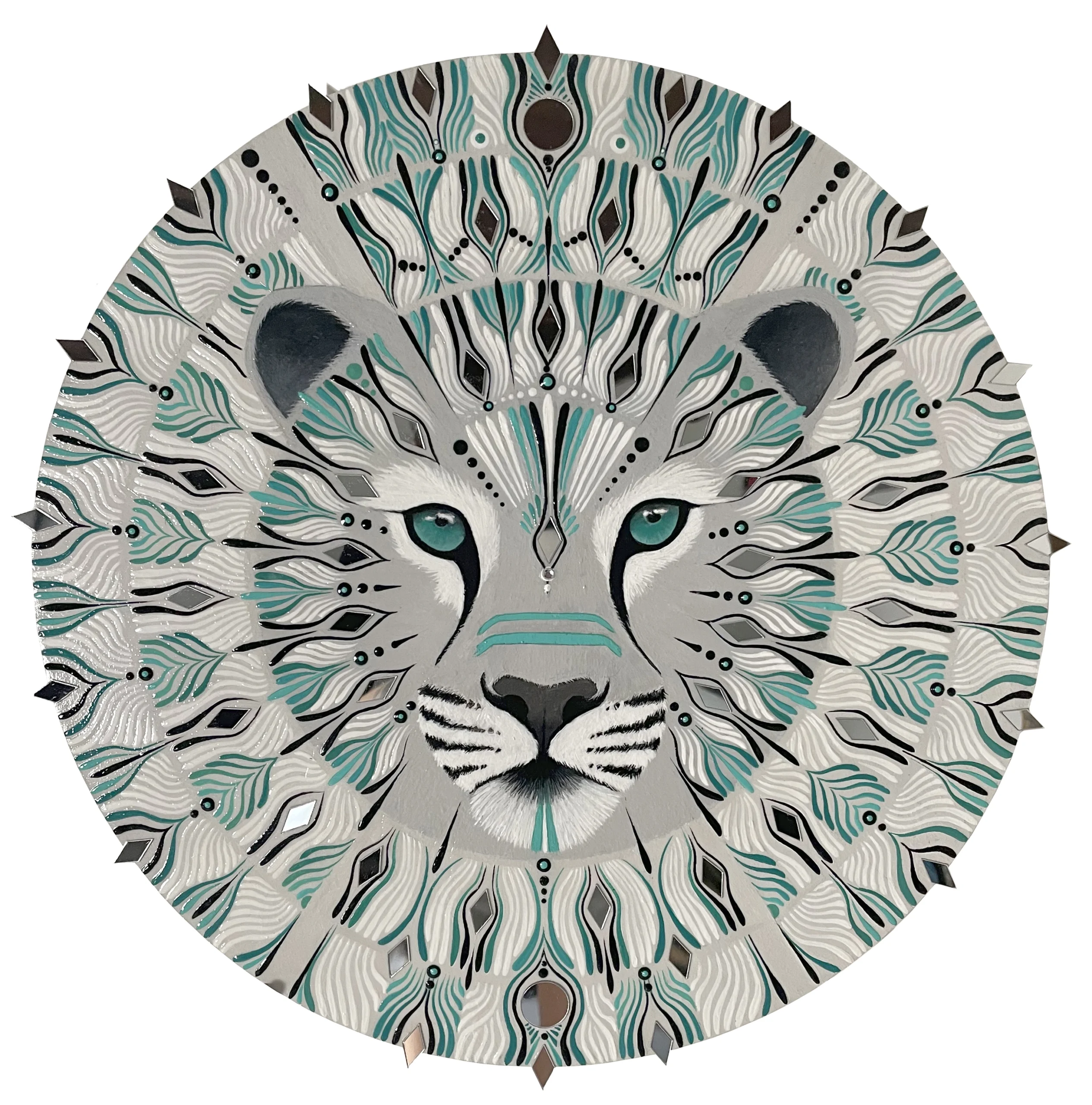 Mandala Marjara tableau fait main rond fond clair regard felin turquoise 40cm